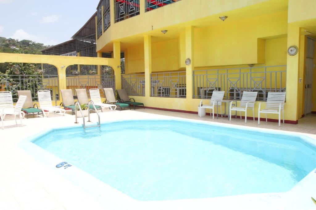 Executive Shaw Park Guest House Ocho Rios Exterior photo